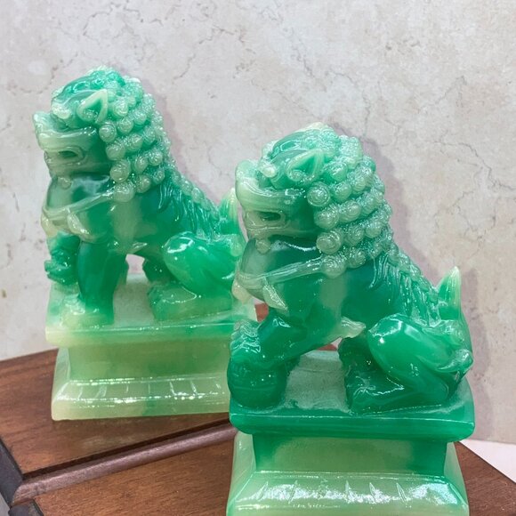 Jade Colored Resin Chinese Foo dog Figurine Pair Asian Decor - Picture 3 of 10